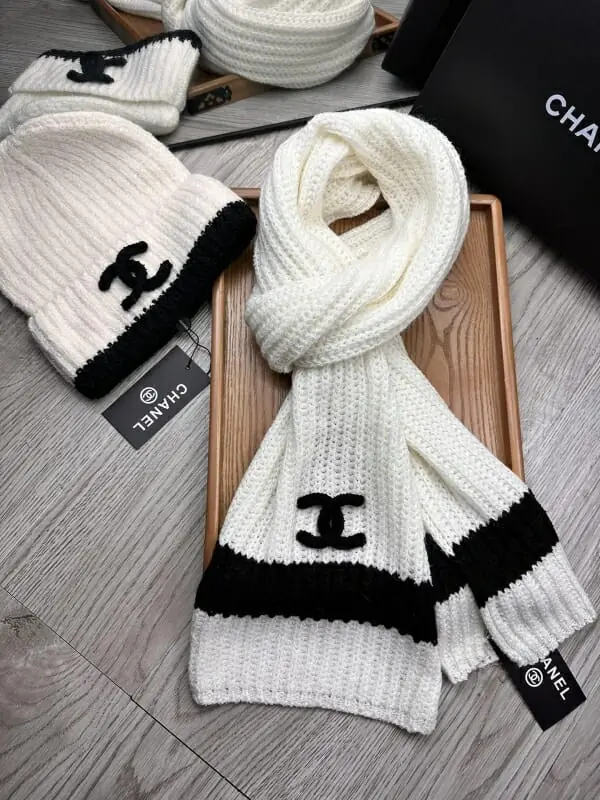 chanel hat and echapres set s_12553731